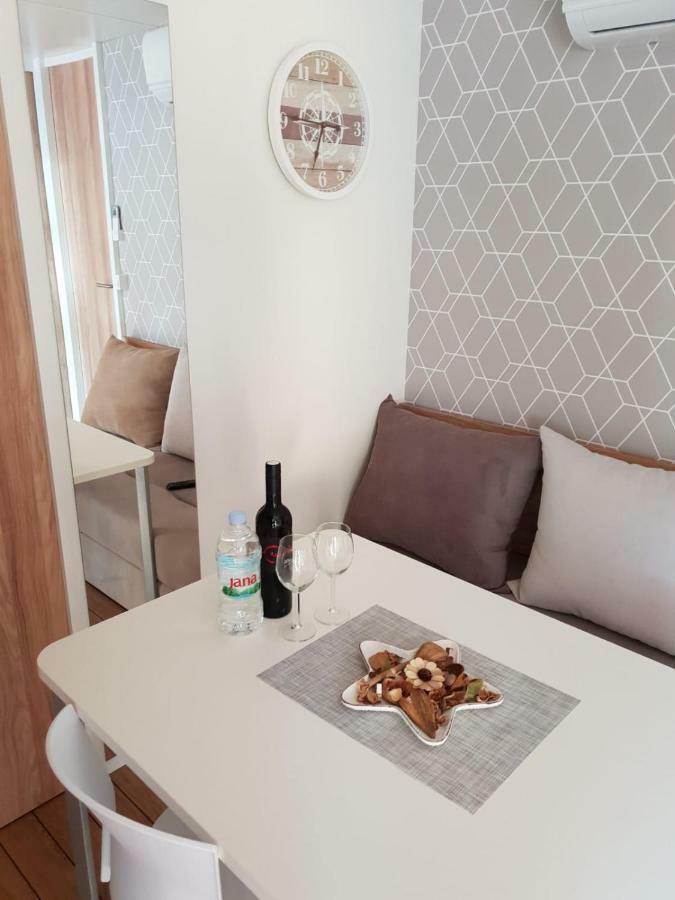 Seahorse Mobile Home, Soline Biograd Biograd na Moru Kültér fotó